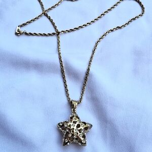 Gold Star Pendant Necklace
